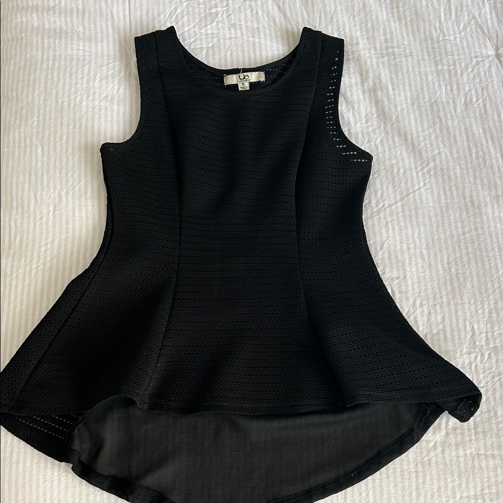 Black Sleeveless Women's Top